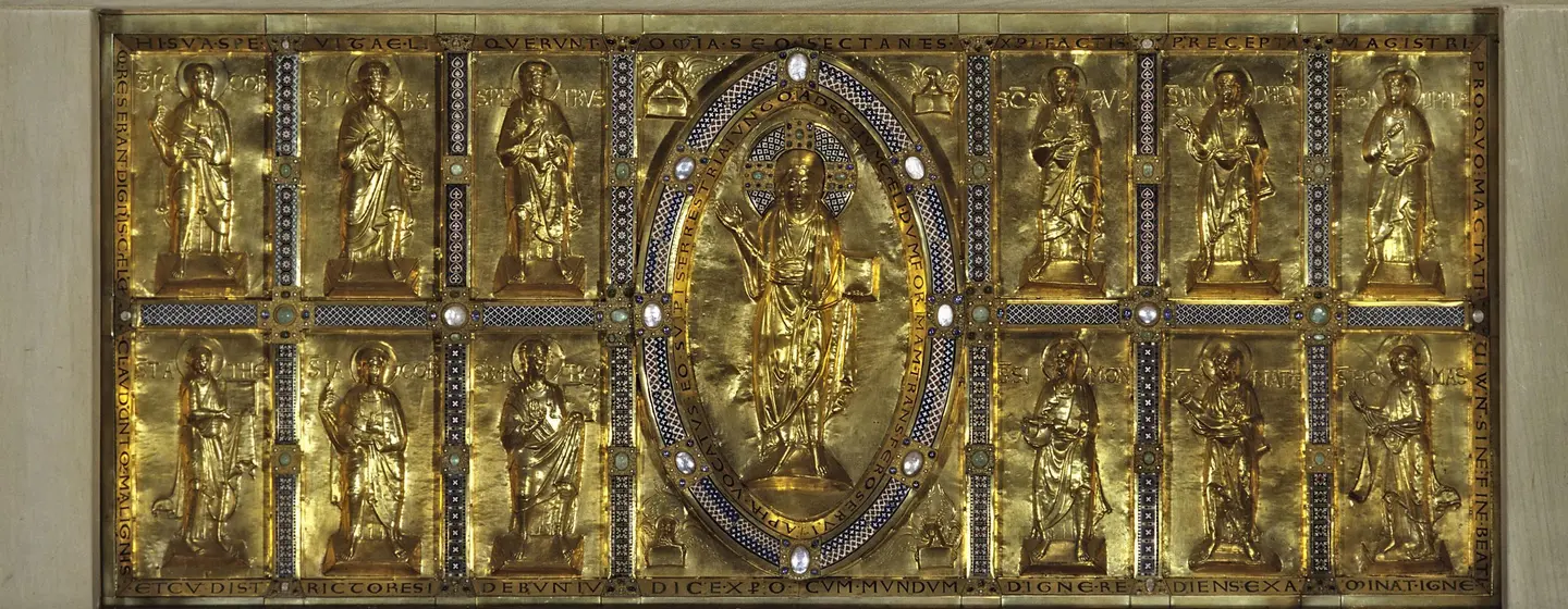 photo: Staatliche Schlösser und Gärten Baden-Württemberg, Ina Friedrich Großcomburg Monastery, gilded antependium